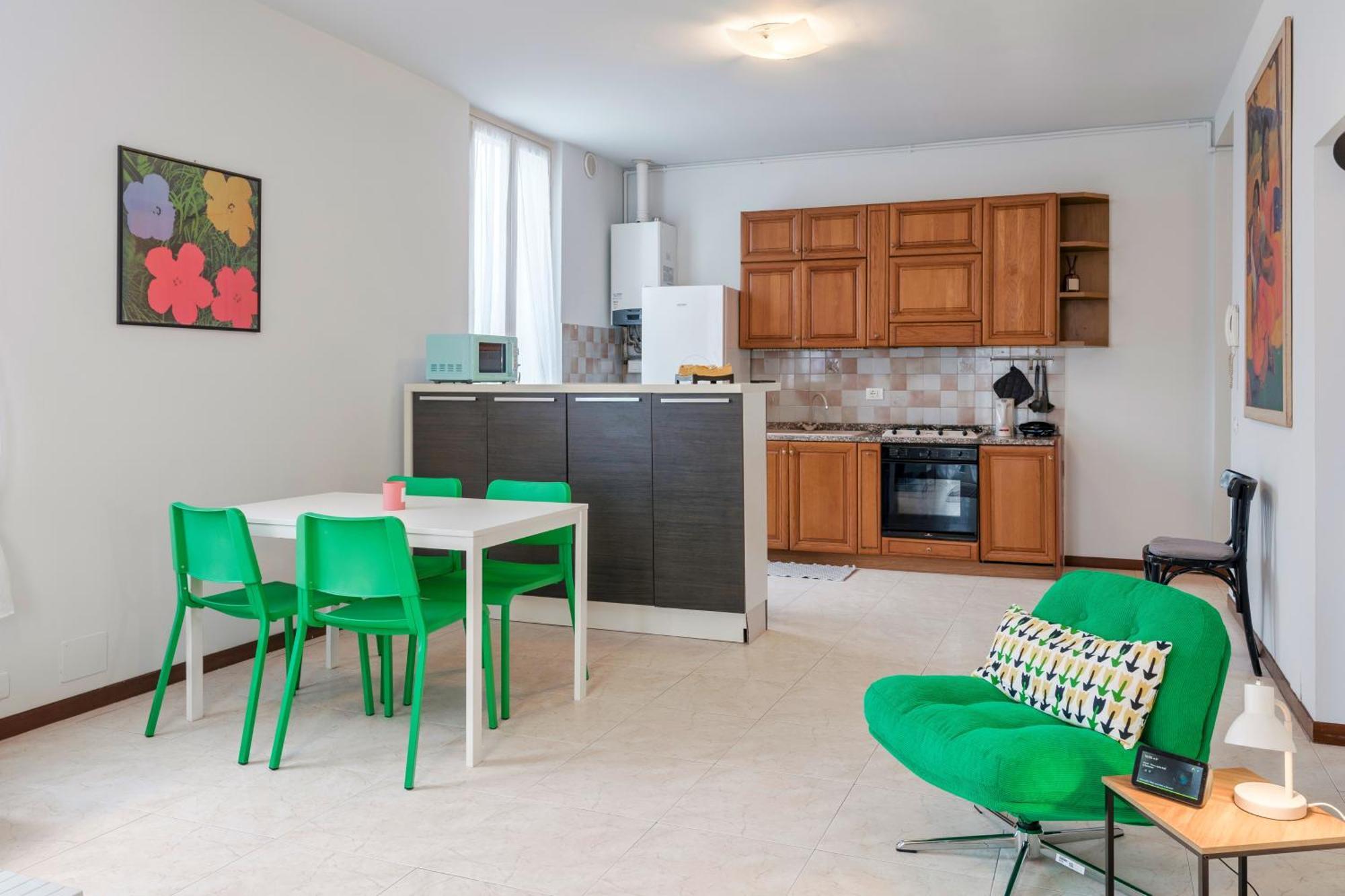 Apartment In Via Cremona - Brescia City - By Host4U Exterior photo