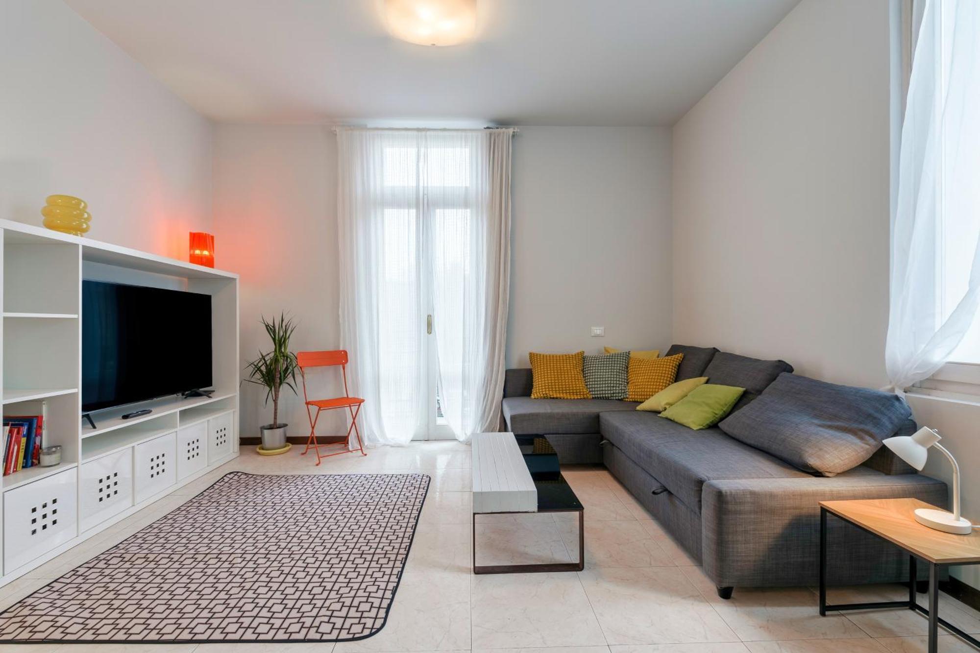 Apartment In Via Cremona - Brescia City - By Host4U Exterior photo