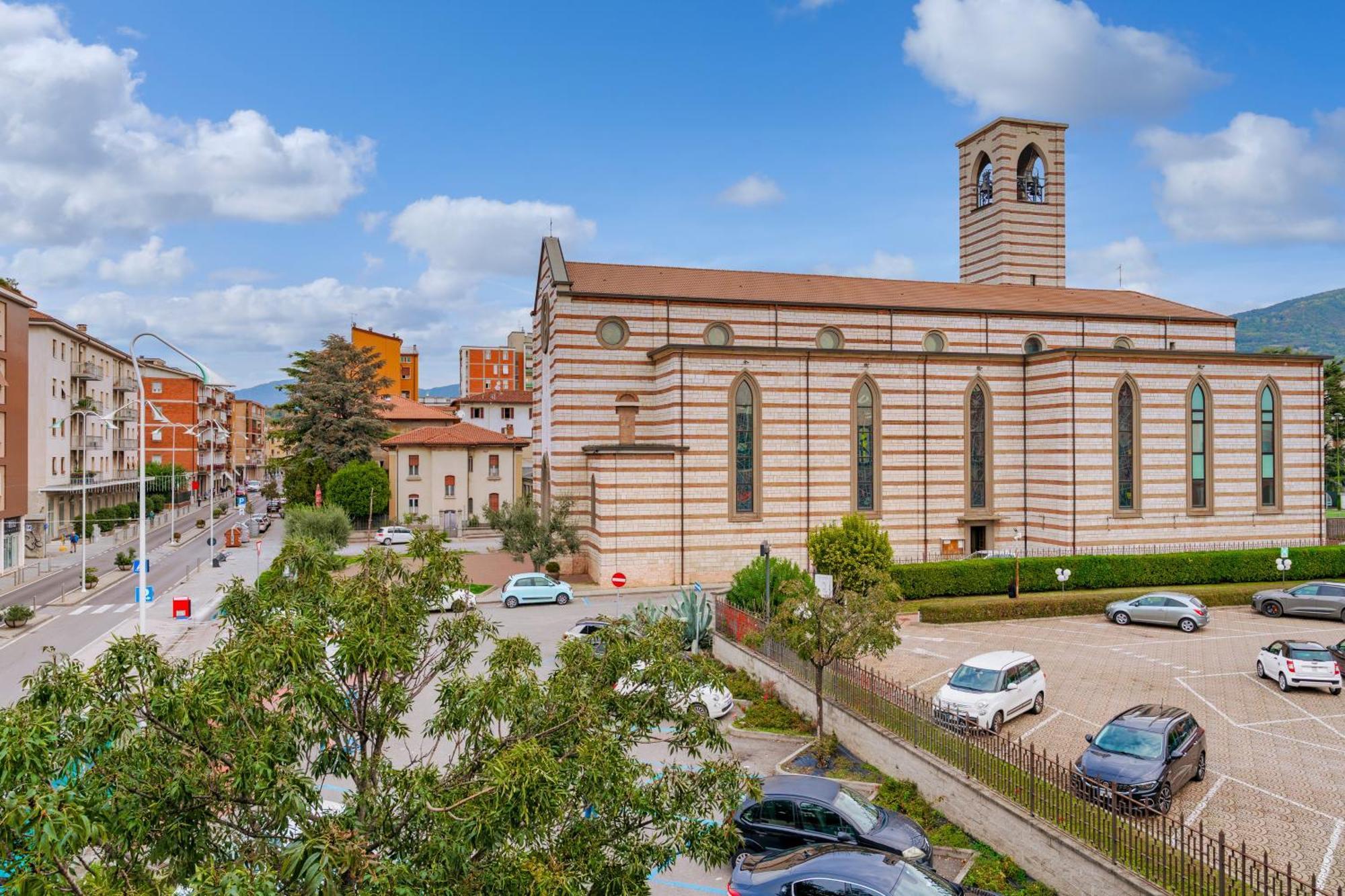 Apartment In Via Cremona - Brescia City - By Host4U Exterior photo